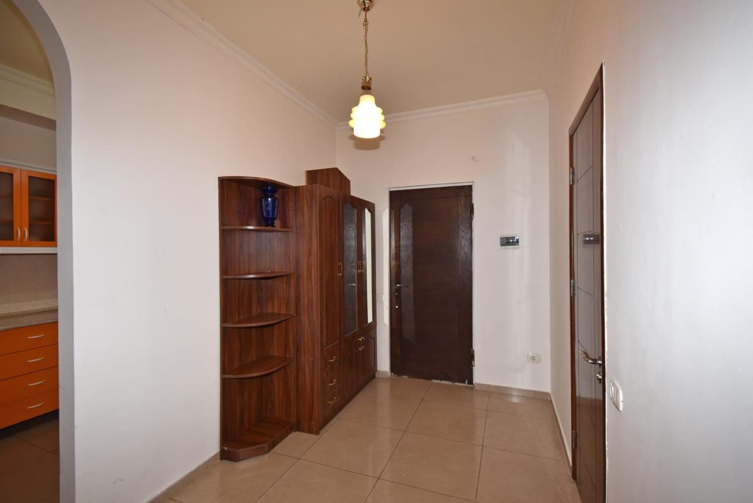 Armenak Apartment In Aram Str Ереван Екстериор снимка